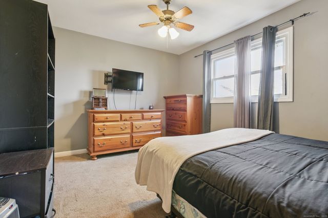 62 Hahn Road, Guilford, CT 06437