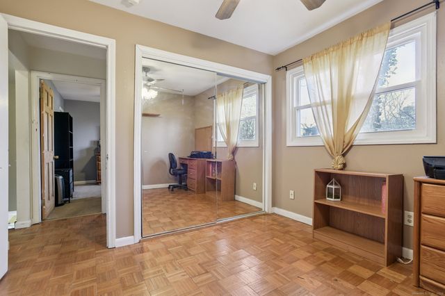 62 Hahn Road, Guilford, CT 06437