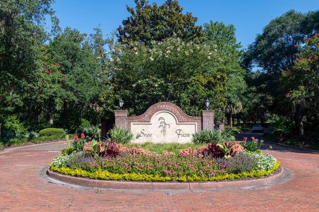 1023 Plantation Court, Mount Pleasant, SC 29464