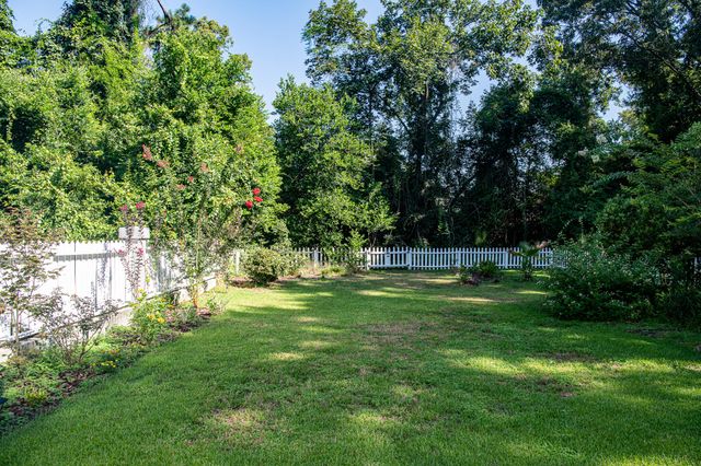 1023 Plantation Court, Mount Pleasant, SC 29464