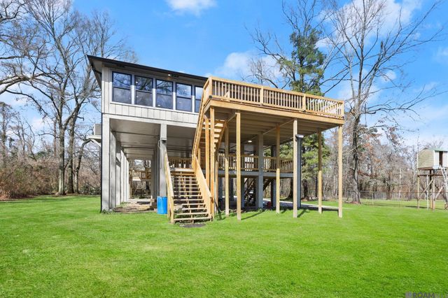 10013 Horseshoe Dr, Saint George, LA 70817