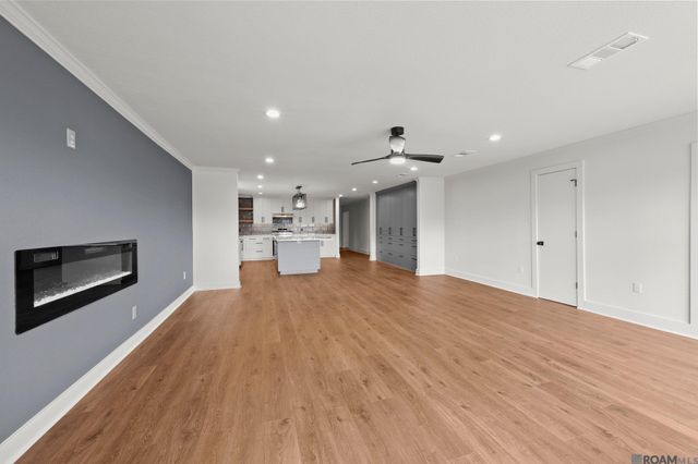 10013 Horseshoe Dr, Saint George, LA 70817