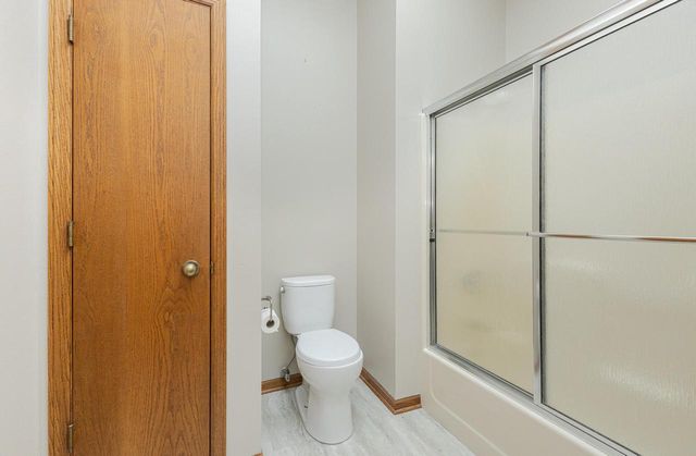 S32W31809 Squire COURT, Waukesha, WI 53189