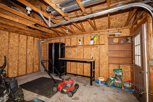 S32W31809 Squire COURT, Waukesha, WI 53189