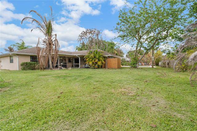 1096 54th Avenue, Vero Beach, FL 32966