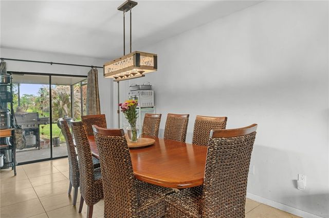 1096 54th Avenue, Vero Beach, FL 32966