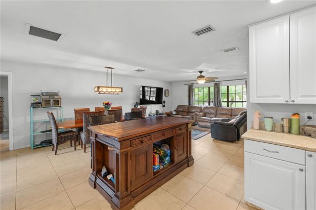 1096 54th Avenue, Vero Beach, FL 32966