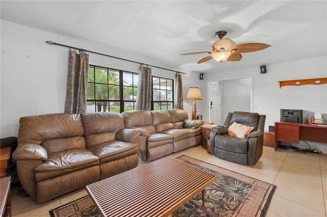 1096 54th Avenue, Vero Beach, FL 32966