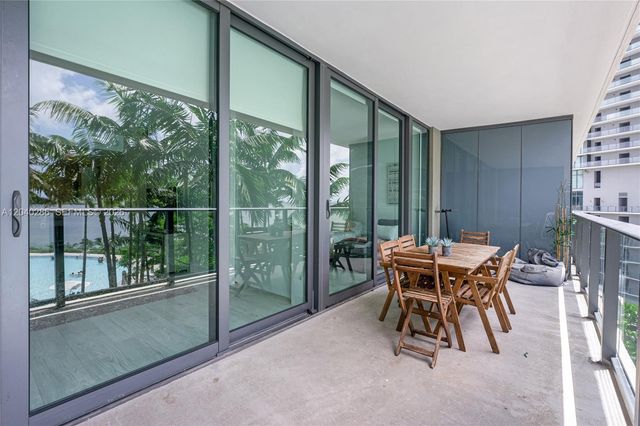 650 NE 32nd St 703, Miami, FL 33137