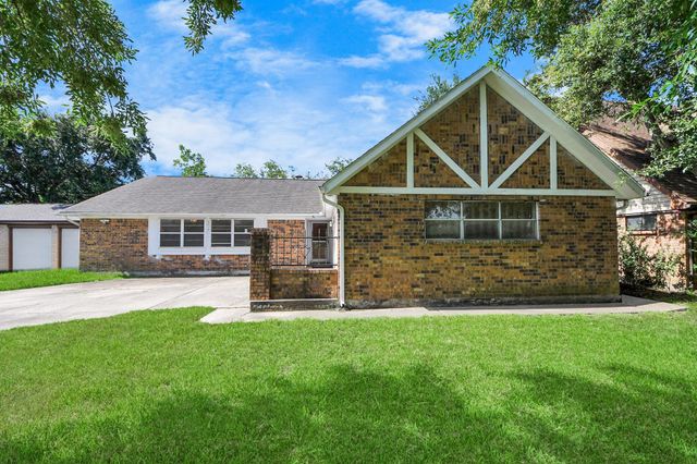 4214 Iroquois Drive, Pasadena, TX 77504