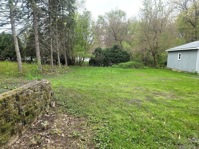 70 Pine Court, Crystal Lake, IL 60014