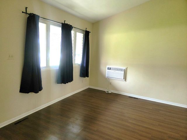 70 Pine Court, Crystal Lake, IL 60014