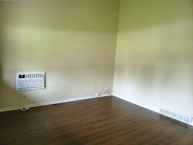 70 Pine Court, Crystal Lake, IL 60014