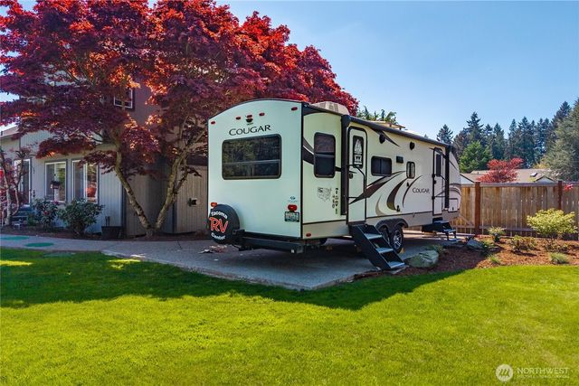 11707 261st Avenue Ct E, Buckley, WA 98321