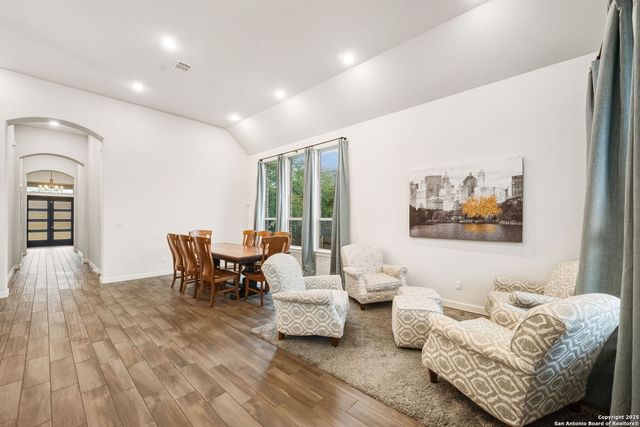 120 Quiet Oak, San Marcos, TX 78666