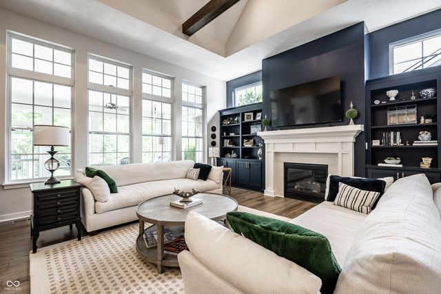 15611 Woodford Drive, Westfield, IN 46074