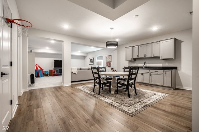 15611 Woodford Drive, Westfield, IN 46074