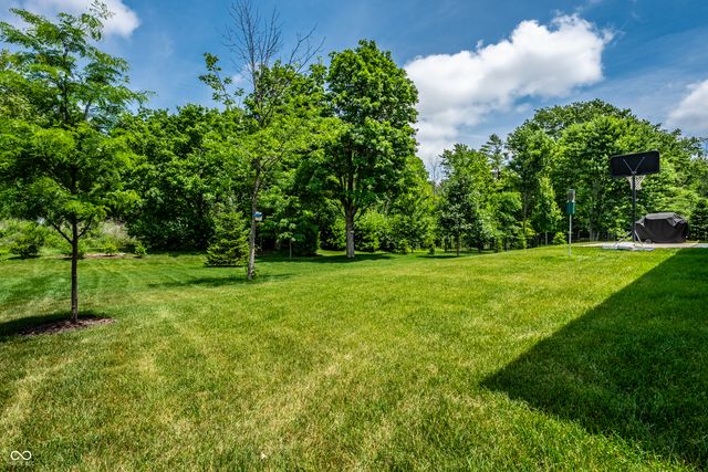 15611 Woodford Drive, Westfield, IN 46074