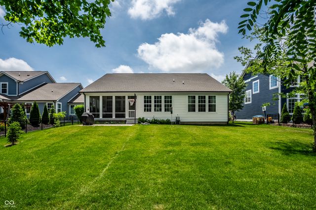 15611 Woodford Drive, Westfield, IN 46074