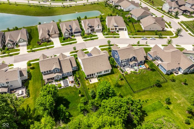 15611 Woodford Drive, Westfield, IN 46074