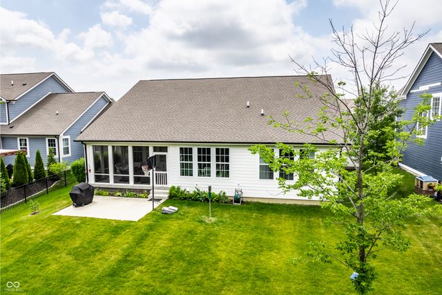 15611 Woodford Drive, Westfield, IN 46074