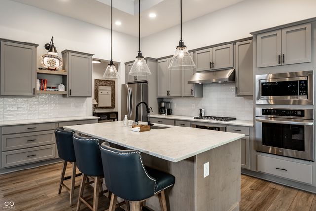15611 Woodford Drive, Westfield, IN 46074