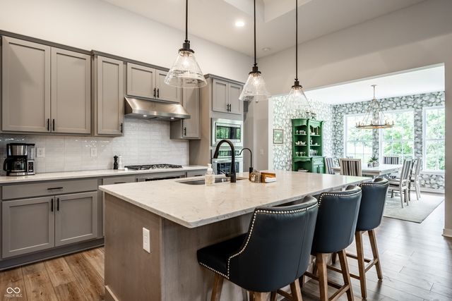 15611 Woodford Drive, Westfield, IN 46074