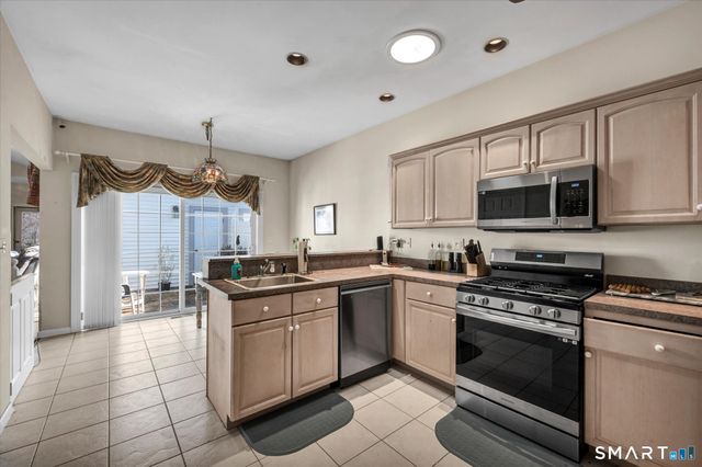 9 Cypress Circle 9, Berlin, CT 06037