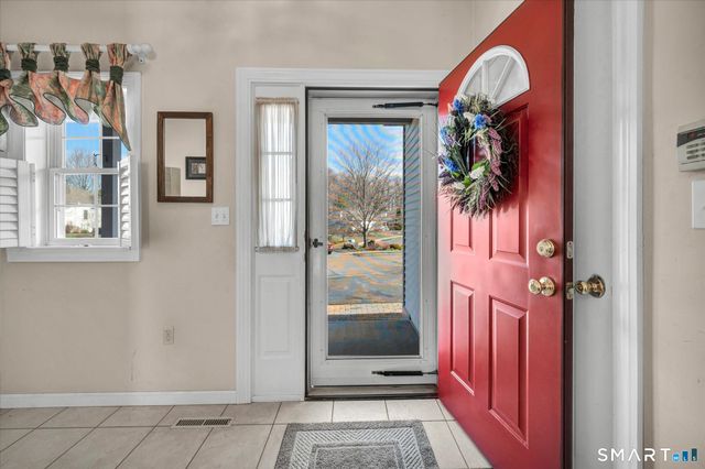 9 Cypress Circle 9, Berlin, CT 06037