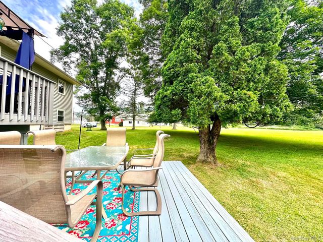 5089 State Route 52, Jeffersonville, NY 12748