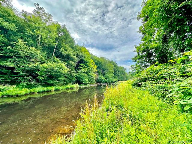 5089 State Route 52, Jeffersonville, NY 12748
