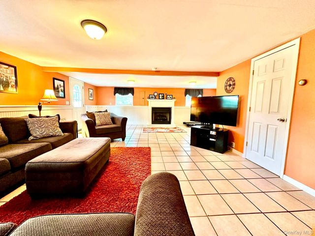 5089 State Route 52, Jeffersonville, NY 12748