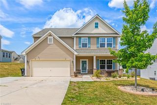 3132 Winding Branch Trail, Winston-salem, NC 27127