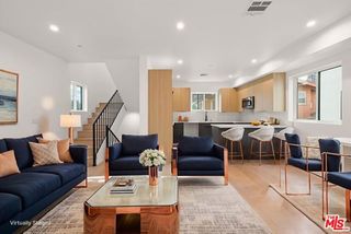 913 N Hobart Boulevard 1/2, Los Angeles, CA 90029