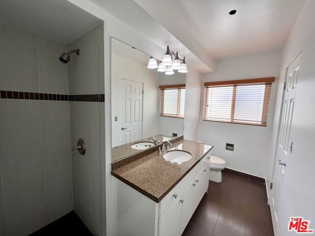 415 N Palm Drive 301, Beverly Hills, CA 90210