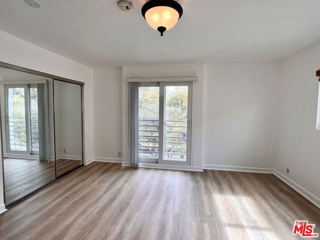 415 N Palm Drive 301, Beverly Hills, CA 90210