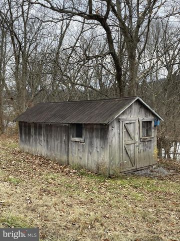 1840 WILLIAM PENN HWY, Mifflintown, PA 17059