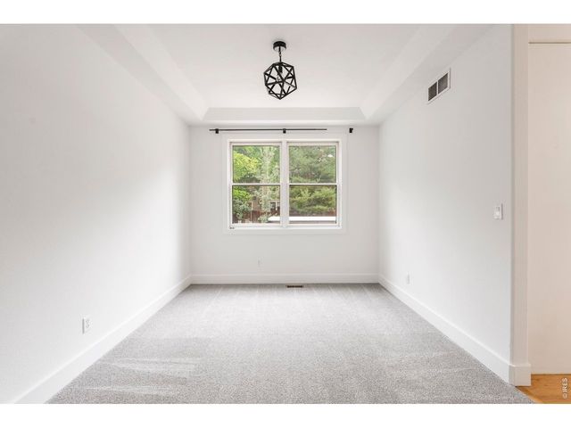 4507 S Hampton Cir, Boulder, CO 80301