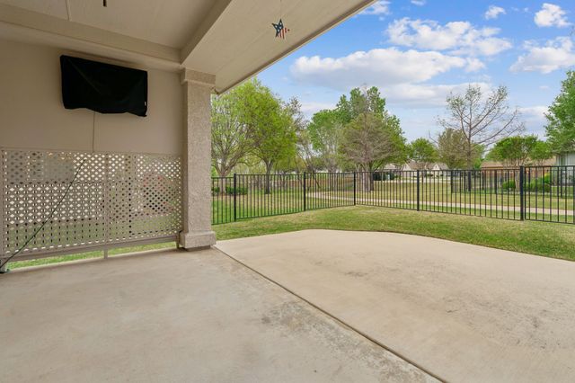 9505 Rivercrest Drive, Denton, TX 76207