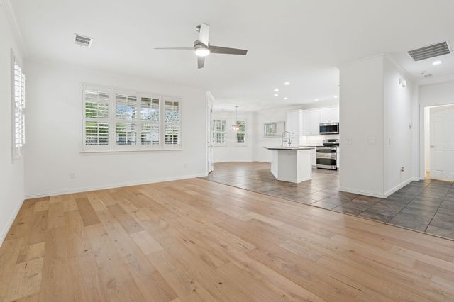 9505 Rivercrest Drive, Denton, TX 76207