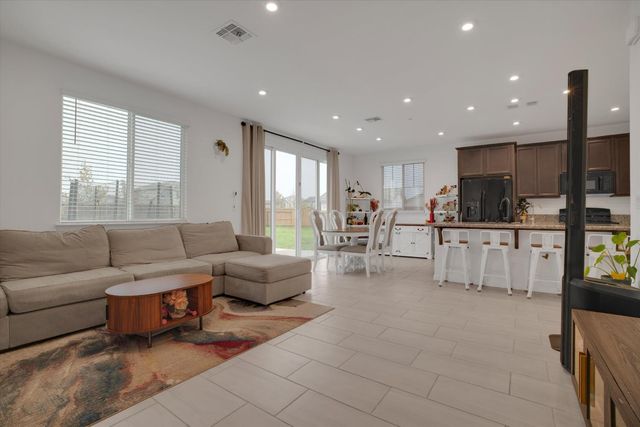 15532 Warbler Pl, Lathrop, CA 95330