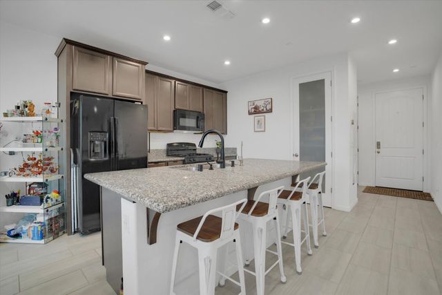 15532 Warbler Pl, Lathrop, CA 95330