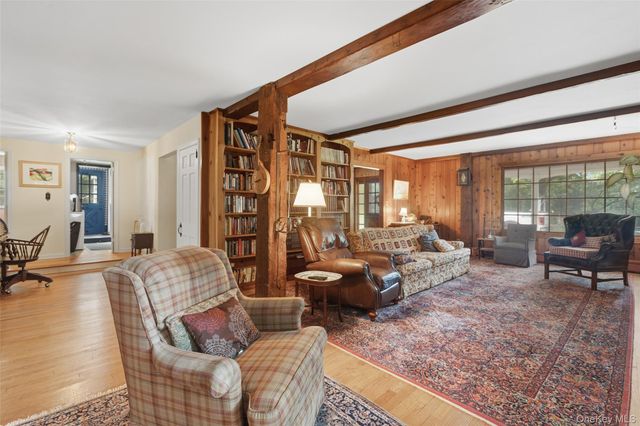 586 New Hempstead Road, Spring Valley, NY 10977