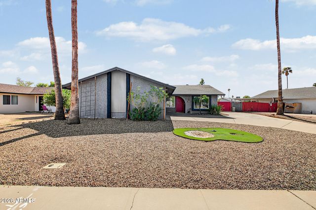 637 W GARNET Avenue, Mesa, AZ 85210