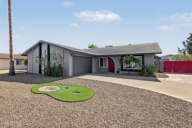 637 W GARNET Avenue, Mesa, AZ 85210