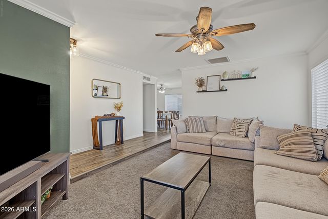 637 W GARNET Avenue, Mesa, AZ 85210