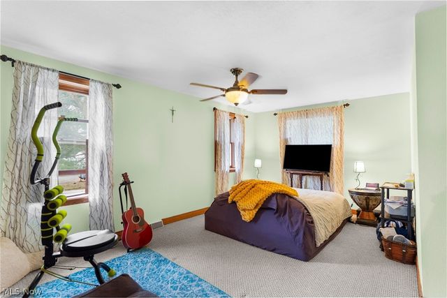 7441 Hubbard Bedford Road, Hubbard, OH 44425