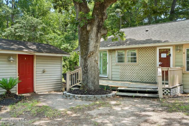 390 Varnamtown Road SW, Supply, NC 28462