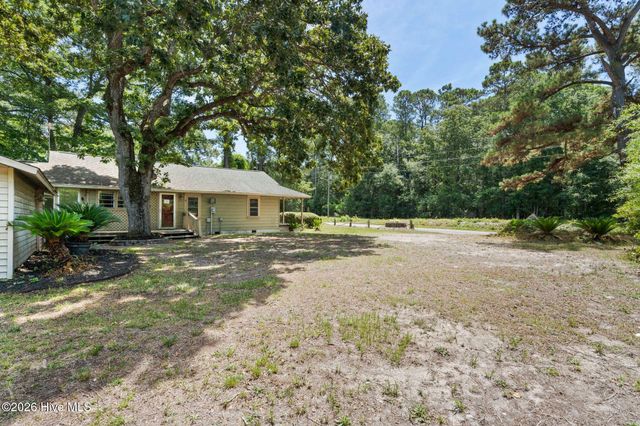 390 Varnamtown Road SW, Supply, NC 28462