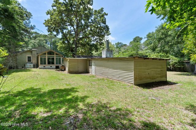 390 Varnamtown Road SW, Supply, NC 28462